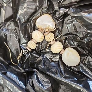 Made in Florida Shell Earrings. 1.5 inches. BEACHY